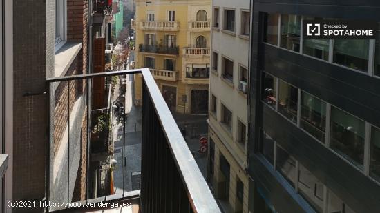 Energético apartamento de 1 dormitorio en alquiler cerca de la Plaça de Gal·la Placídia en Gràc