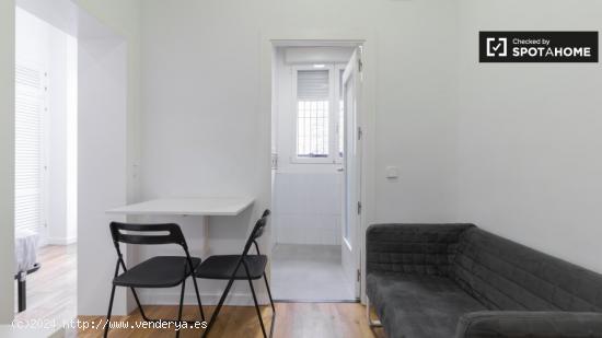 Elegante apartamento de 1 dormitorio en alquiler en Lavapiés - MADRID