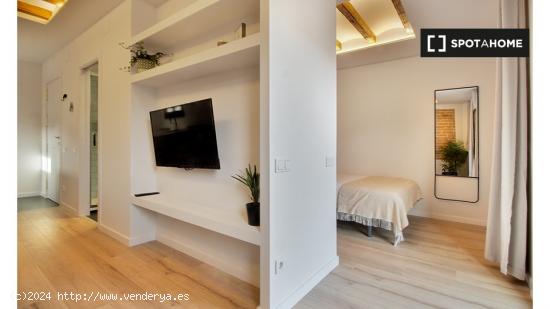 Encantador estudio en alquiler en Poble-sec - BARCELONA