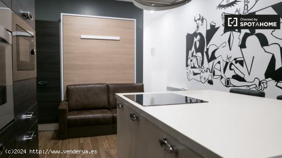 Slick apartamento de 2 dormitorios en alquiler en Centro - MADRID