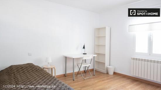 Acogedora habitación en alquiler en apartamento de 3 dormitorios en Hortaleza - MADRID