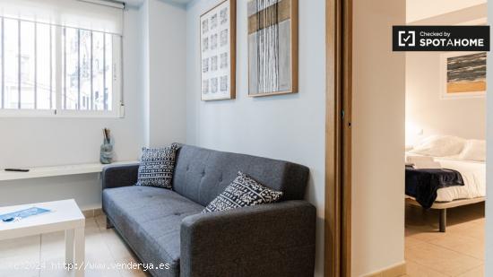 Elegante apartamento de 1 dormitorio en alquiler en Ciutat Vella - VALENCIA