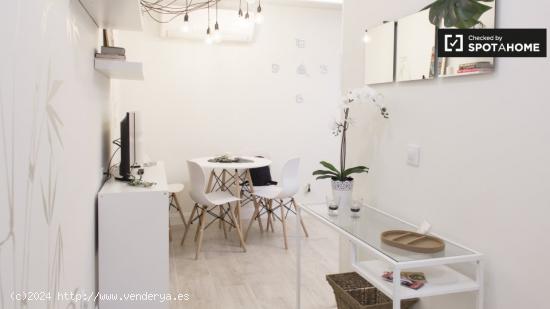 Lindo apartamento de 1 dormitorio en alquiler cerca del Palacio Real en el Centro - MADRID