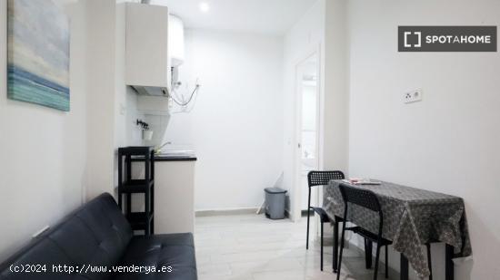 Recientemente renovado apartamento de 1 dormitorio en alquiler en Usera - MADRID