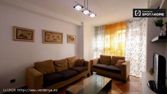 Apartamento de 3 dormitorios en alquiler en Poblats Marítims, Valencia. - VALENCIA