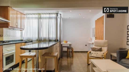 Bonito apartamento de 2 dormitorios en alquiler cerca del parque Marxalenes en Benicalap - VALENCIA