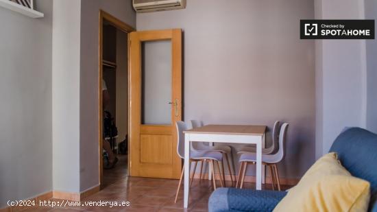 Acogedor apartamento de 2 dormitorios en alquiler en Patraix. - VALENCIA