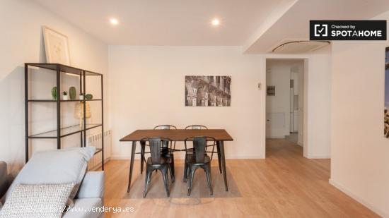 Moderno apartamento de 2 dormitorios en alquiler en L'Eixample - BARCELONA