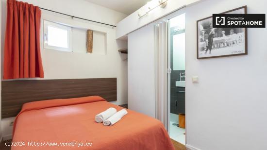 Apartamento estudio clásico en alquiler en el centro - MADRID