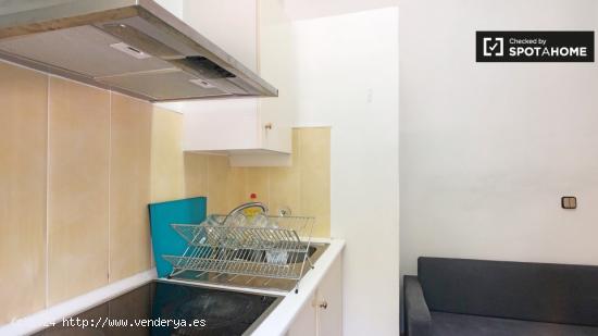 Apartamento de 2 dormitorios en alquiler en Plaza de España - MADRID