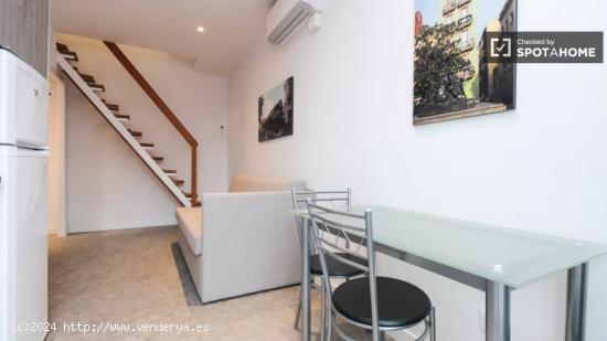 Apartamento de 1 dormitorio con terrazas en alquiler cerca de la Sagrada Familia, Gràcia - BARCELON