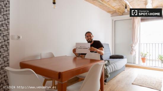 Tranquilo apartamento de 1 dormitorio en alquiler cerca del Palacio Güell en El Raval - BARCELONA