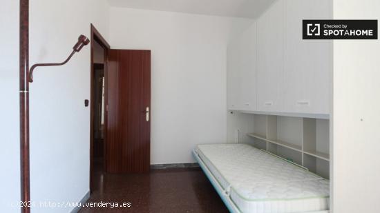 Habitación compacta en alquiler en el Besòs i el Maresme - BARCELONA