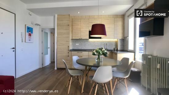 Amplio y recientemente renovado apartamento de 3 dormitorios en alquiler en Atocha - MADRID