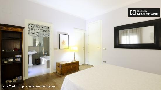 Elegante habitación en alquiler en apartamento de 3 dormitorios en Salamanca - MADRID