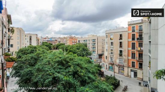 Precioso apartamento de 1 dormitorio con balcón en alquiler cerca del metro en el histórico Barri 