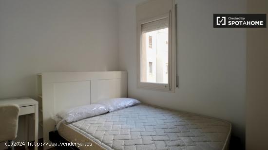 Acogedora habitación en alquiler en piso de 3 dormitorios en Sant Martí - BARCELONA