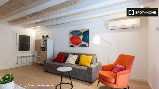 Apartamento de 1 dormitorio con hermoso patio en alquiler en L'Esquerra de l'Eixample - BARCELONA