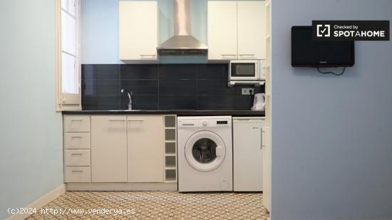 Moderno apartamento de 1 dormitorio en alquiler cerca del metro en la animada Gràcia - BARCELONA