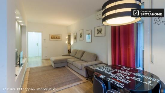 Práctico apartamento de 2 dormitorios con terraza en alquiler en Sants - BARCELONA