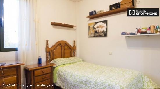 Acogedora habitación en alquiler en apartamento de 3 dormitorios en Vicálvaro - MADRID