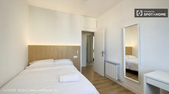 Elegante habitación en alquiler en apartamento de 4 dormitorios en L'Esquerra de l'Eixample - BARCE