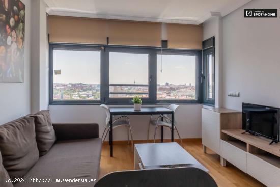  Apartamento de 1 dormitorio en alquiler en Madrid - MADRID 