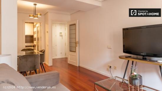 Moderno apartamento de 1 dormitorio en alquiler, cerca de la Plaza de España en Malasaña - MADRID