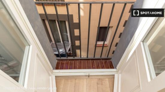 Apartamento de 2 dormitorios en alquiler en El Barri Gotic, Barcelona - BARCELONA