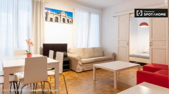 Apartamento de 2 dormitorios en alquiler en Madrid - MADRID