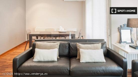 Apartamento de 3 dormitorios en alquiler en Sant Gervasi - Galvany - BARCELONA