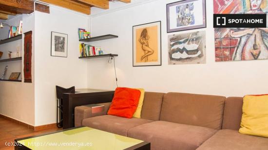 Apartamento entero de 2 dormitorios en Barcelona. - BARCELONA