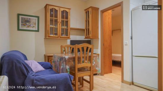  Apartamento de 2 dormitorios en alquiler en Madrid - MADRID 