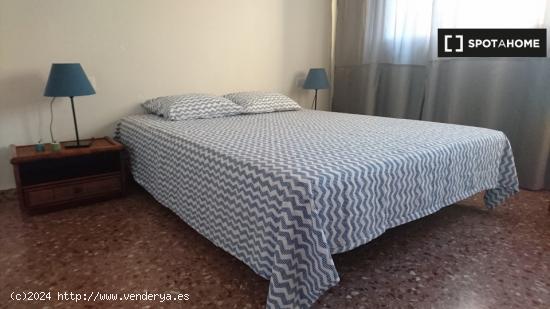 Apartamento de 1 dormitorio en alquiler en Campanar - VALENCIA