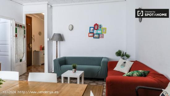 Apartamento de 3 habitaciones en alquiler en Extramurs - VALENCIA