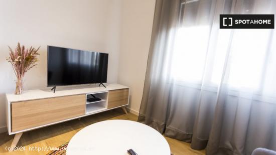 Apartamento entero de 2 dormitorios en Barcelona. - BARCELONA