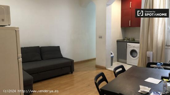 Alquiler de habitaciones en piso de 2 dormitorios en Madrid - MADRID