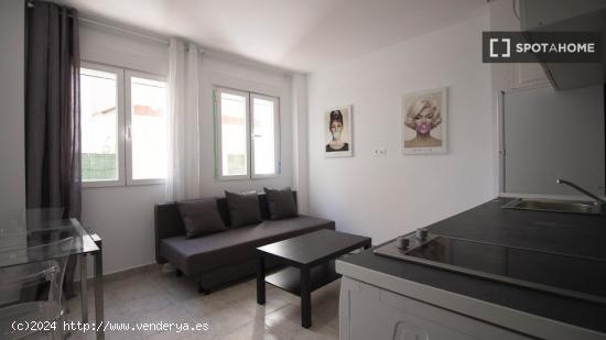 Apartamento de 1 dormitorio en alquiler en Madrid - MADRID