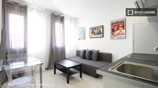 Apartamento de 1 dormitorio en alquiler en Madrid - MADRID