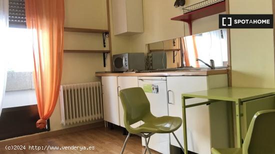 Apartamento tipo estudio en alquiler en Santa Marta De Tormes - SALAMANCA