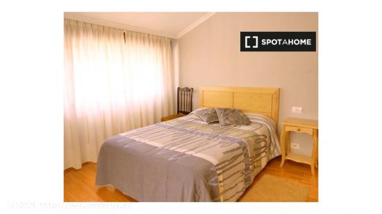 Habitación en piso compartido en Vigo - PONTEVEDRA