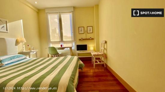 Se alquilan habitaciones en apartamento de 5 dormitorios en Bilbao - VIZCAYA