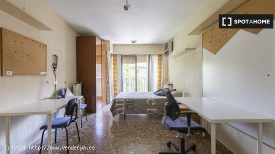 Habitación en piso compartido en Murcia - MURCIA