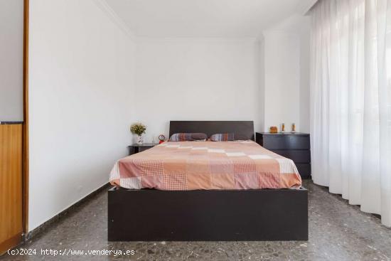  Habitación en piso compartido en Murcia - MURCIA 