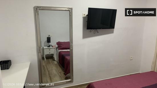 Habitación en piso compartido en Murcia - MURCIA