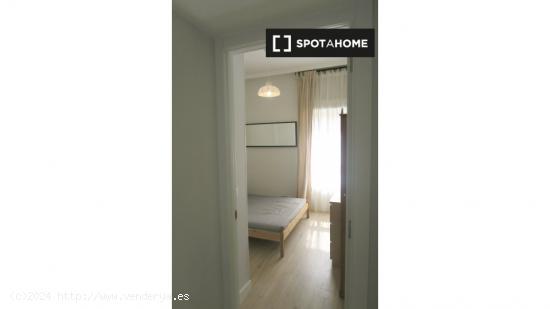 Apartamento completo de 1 dormitorio en Madrid - MADRID