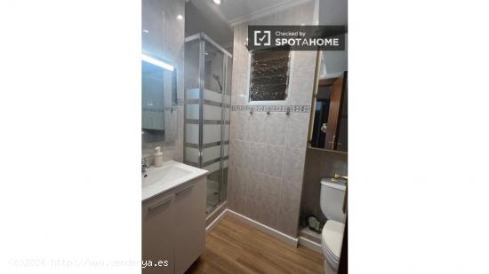 Apartamento de 3 dormitorios en alquiler en Aiora - VALENCIA