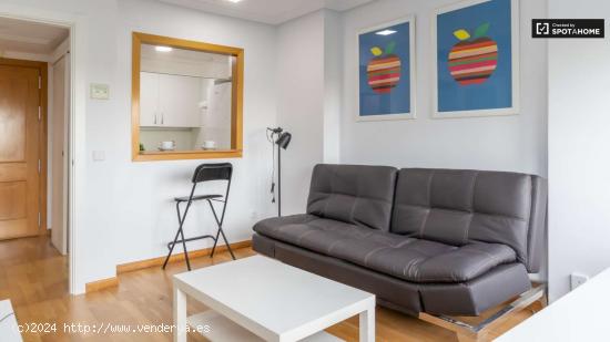  Apartamento de 1 dormitorio en alquiler en Madrid - MADRID 