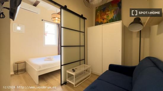 Encantador apartamento de 2 dormitorios en alquiler en La Barceloneta, cerca de la playa - BARCELONA