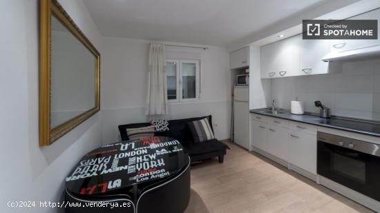 pasos acogedor apartamento de Metro, la Casa de Campo, Madrid y Río - MADRID